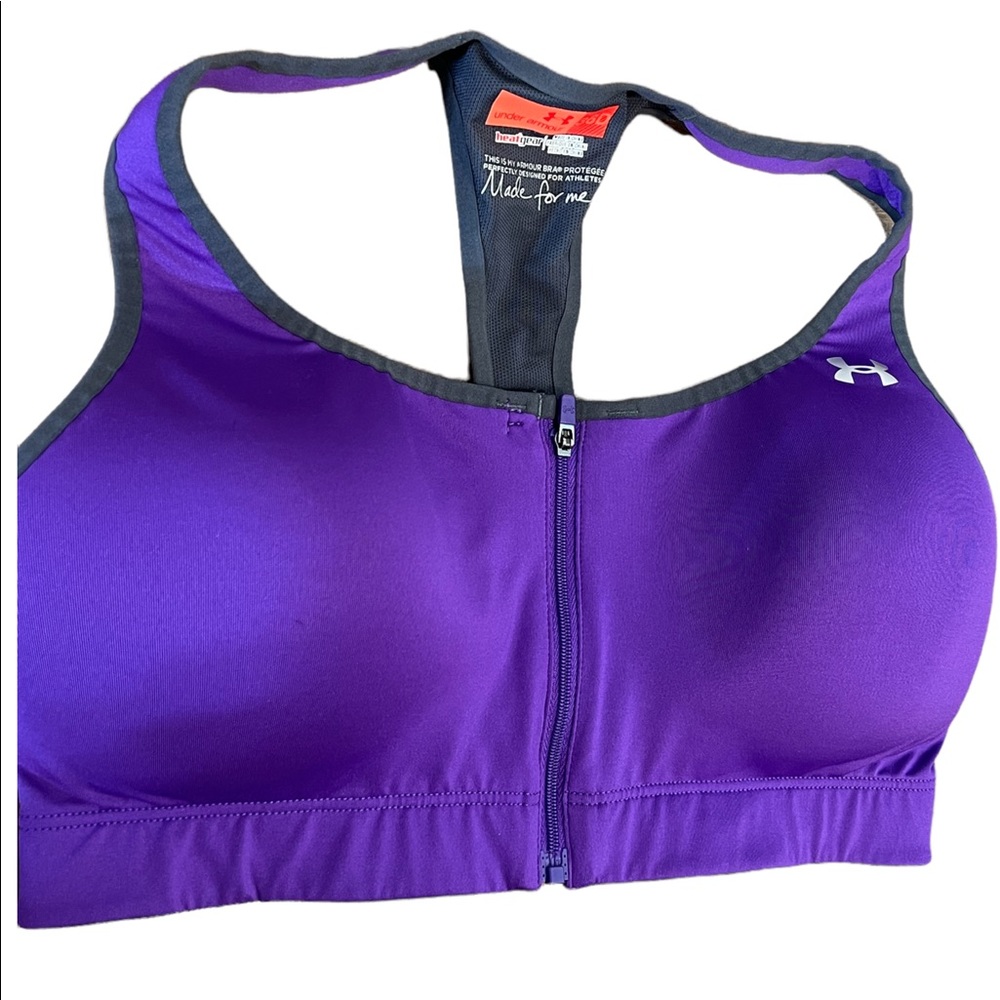 UNDER ARMOUR Padded Zipper front Sports Bra Size 36D